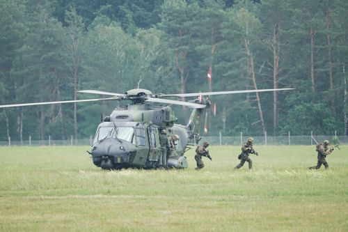 Panzergrenadiere üben Häuserkampf